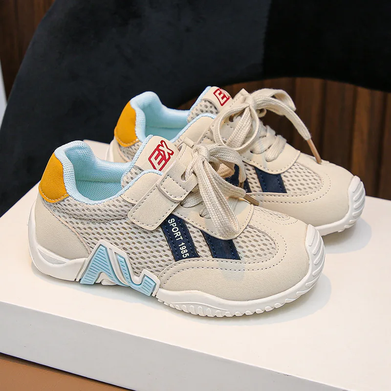 New Spring Children's Sports Shoes, Soft Sole, Non-slip Mesh, Breathable, Fashionable Fashionable Outdoor Sneakers Boys Girls
New Spring Children's Sports Shoes, Soft Sole, Non-slip Mesh, Breathable, Fashionable Fashionable Outdoor Sneakers Boys Girls