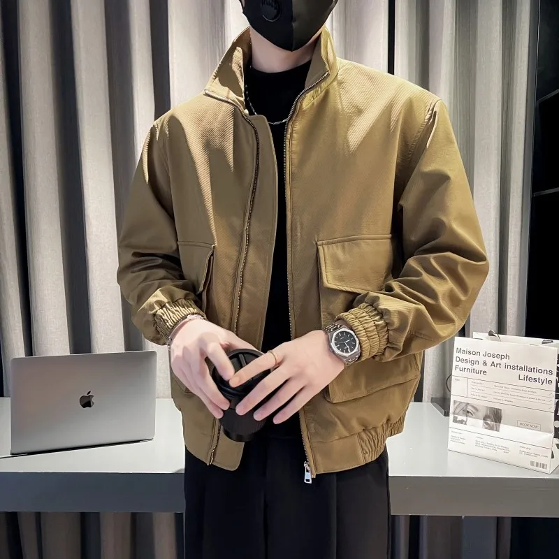 Stylish Short Men's Jacket Stand Collar Slim Fit Trendy Autumn Outerwear Polyester Fiber Long Sleeve Zipper Closure Casual
Stylish Short Men's Jacket Stand Collar Slim Fit Trendy Autumn Outerwear Polyester Fiber Long Sleeve Zipper Closure Casual