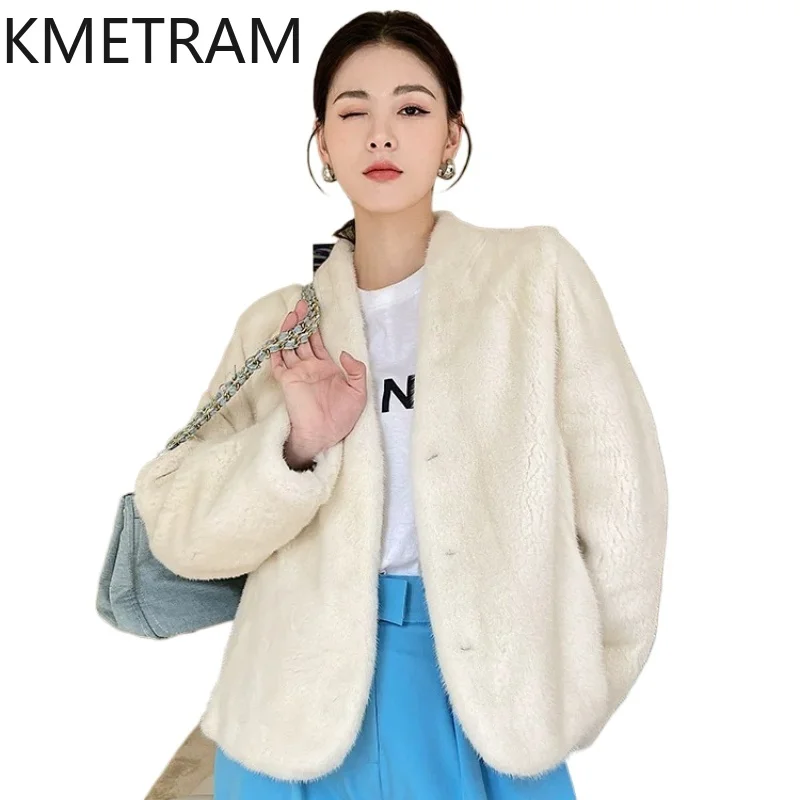 KMETRAM Women's Velvet Mink Real Fur Coat Woman V-Neck Short Mink Fur Jacket Luxury Winter Coats Women Clothing 2026 casaco pele
KMETRAM Women's Velvet Mink Real Fur Coat Woman V-Neck Short Mink Fur Jacket Luxury Winter Coats Women Clothing 2026 casaco pele