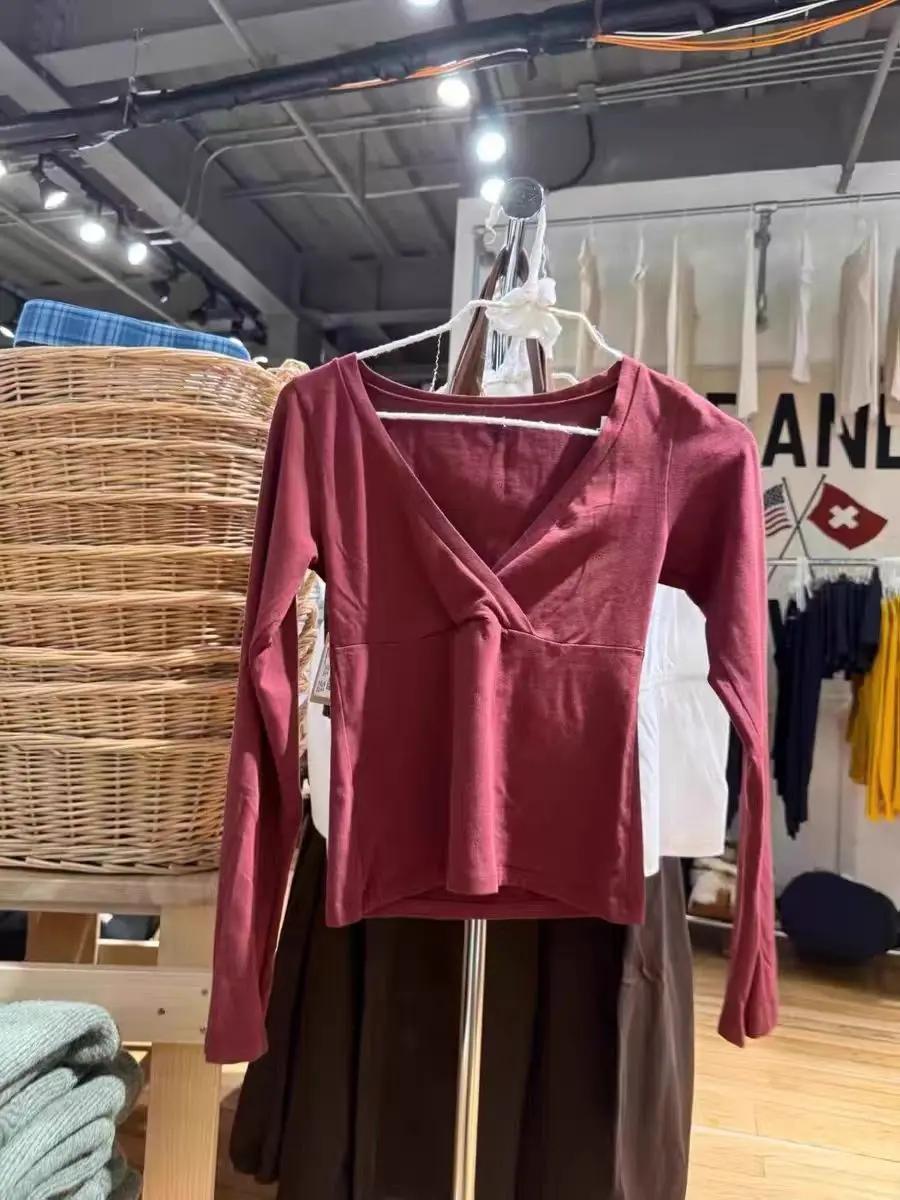 Slimming Effect American Sle T-irt V-Ne Long Sve Pure Color Cross Design Women's Cotton Casual Faion Top
Slimming Effect American Sle T-irt V-Ne Long Sve Pure Color Cross Design Women's Cotton Casual Faion Top