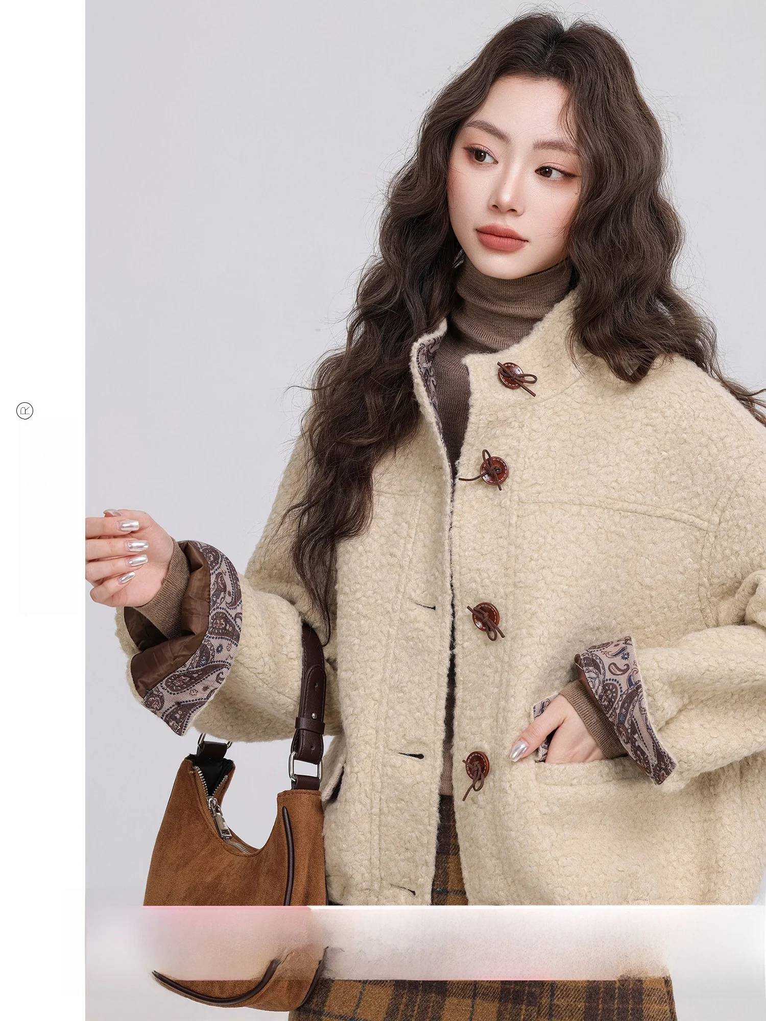 Loose Lamb Fur Jacket Women's Korean Style Vintage Warm Stand Collar Coat Thickened Long Sleeve Casual Daily Wear
Loose Lamb Fur Jacket Women's Korean Style Vintage Warm Stand Collar Coat Thickened Long Sleeve Casual Daily Wear