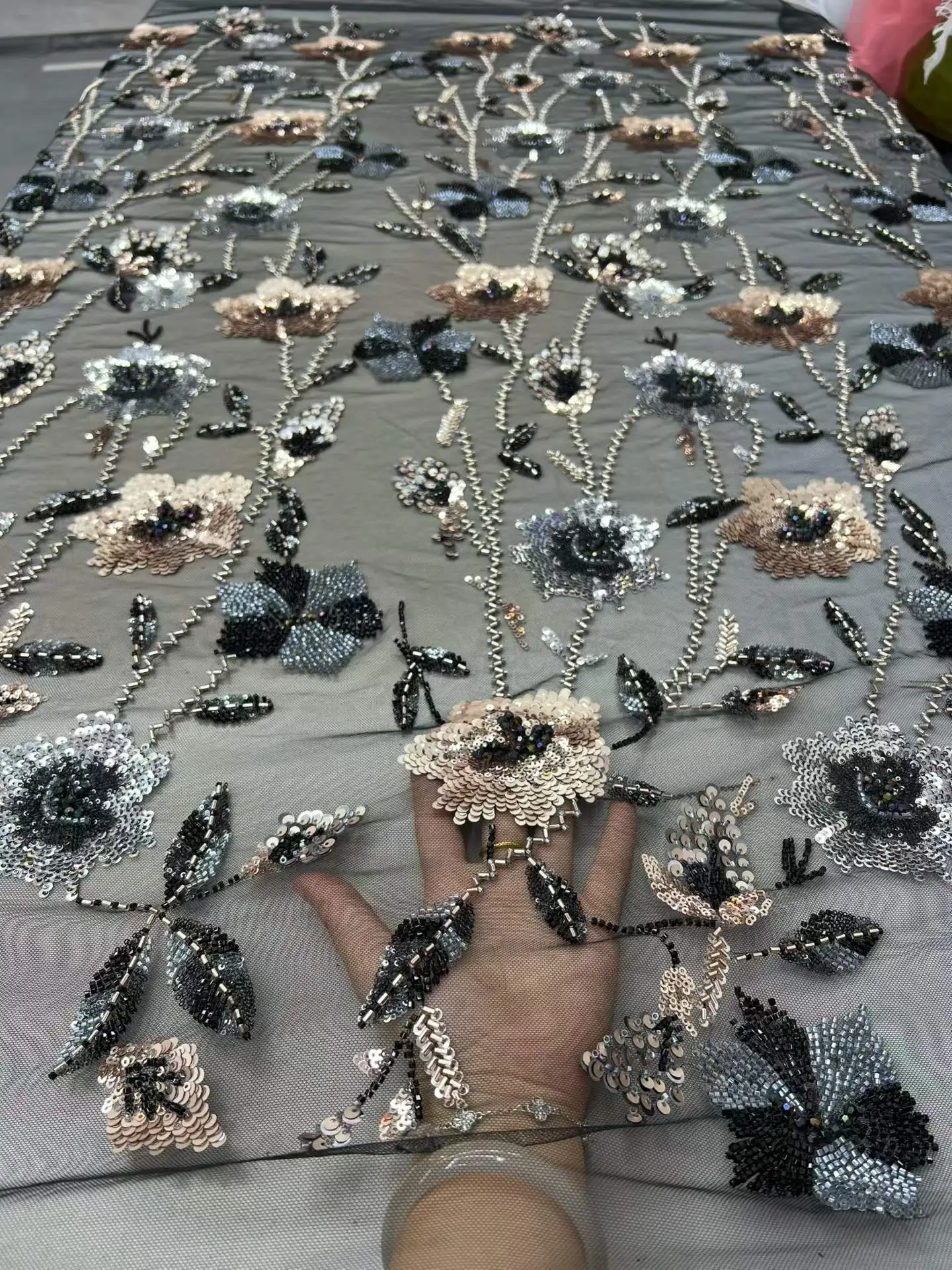 African Beaded Sequins Lace Fabric 2026 High Quality Embroidery Black Nigerian French Tulle Net Lace Fabric For Sew Party Dres
African Beaded Sequins Lace Fabric 2026 High Quality Embroidery Black Nigerian French Tulle Net Lace Fabric For Sew Party Dres