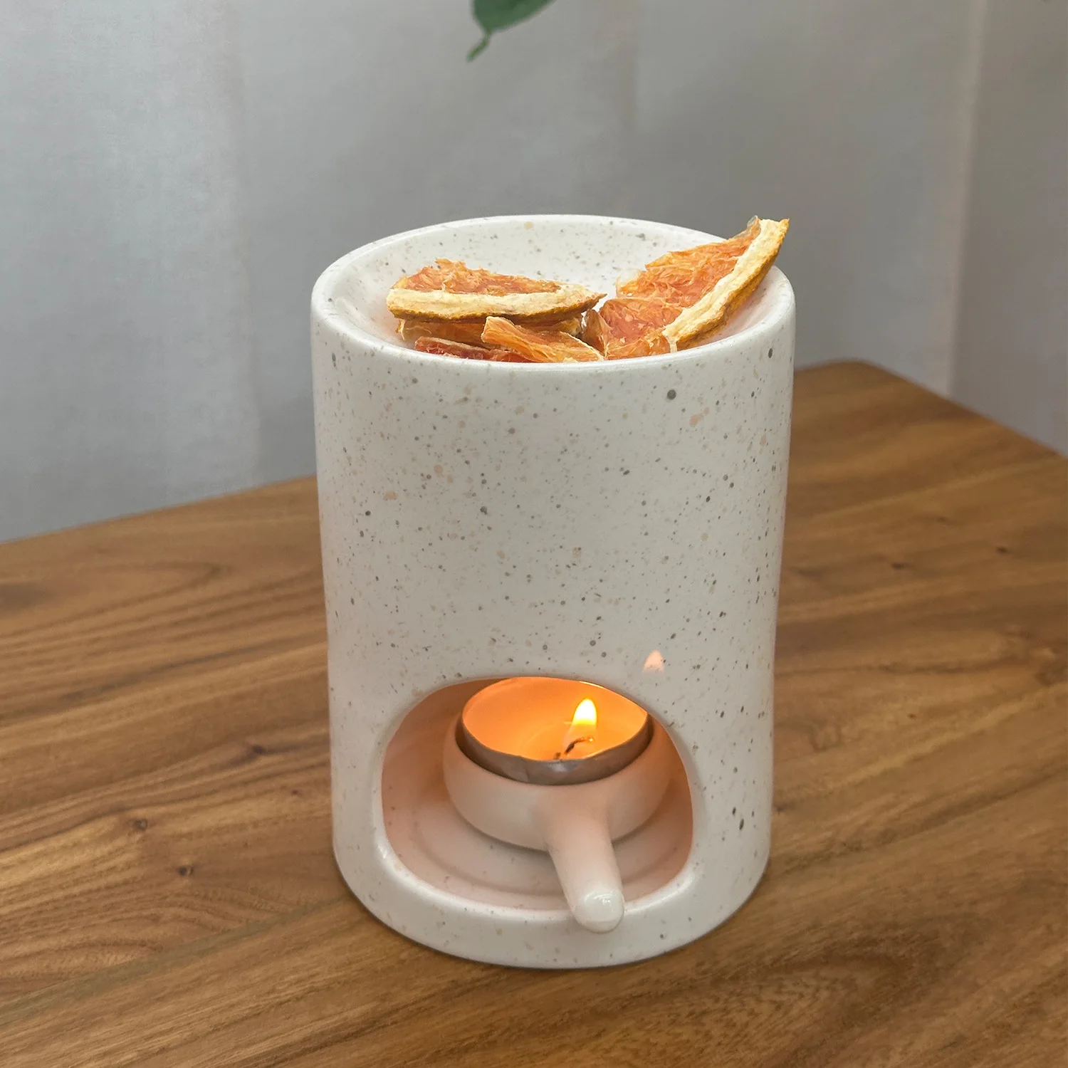 Japanese ceramics Cylinder Shape Aroma Burner Essential Oil Furnance Candle Lamp Fragrance Base for Indoor Use Home Decor
Japanese ceramics Cylinder Shape Aroma Burner Essential Oil Furnance Candle Lamp Fragrance Base for Indoor Use Home Decor