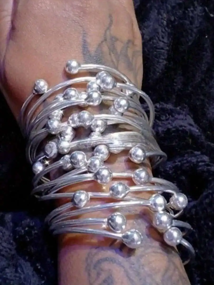 5pcs 10mm Bohemian Style Thick Ball Beaded Bangle Bracelets For Women Layered Cuff Jewelry
5pcs 10mm Bohemian Style Thick Ball Beaded Bangle Bracelets For Women Layered Cuff Jewelry