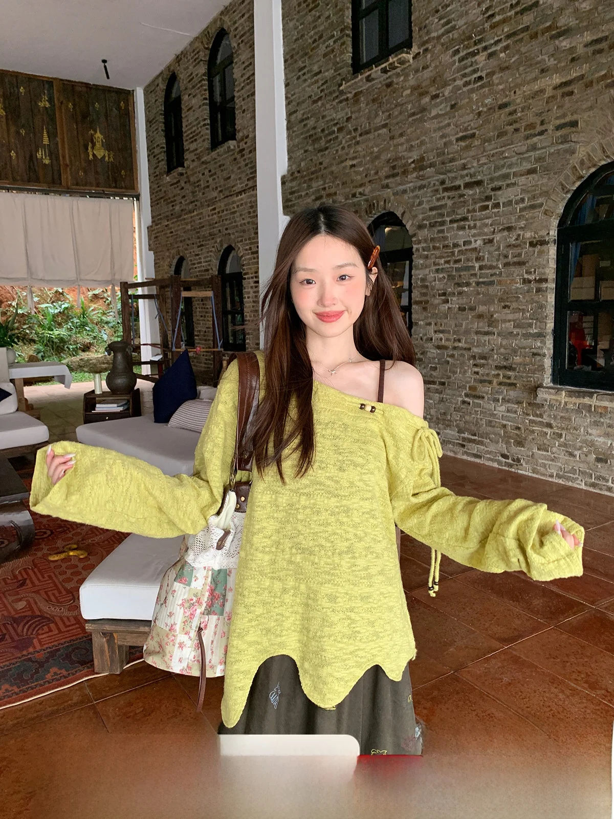 Spring Casual Style Women's T-shirt Breathable Lazy Lemon Yellow Shoulder Drawstring Loose Fit Polyester Cotton Blend Long Sl...
Spring Casual Style Women's T-shirt Breathable Lazy Lemon Yellow Shoulder Drawstring Loose Fit Polyester Cotton Blend Long Sl...