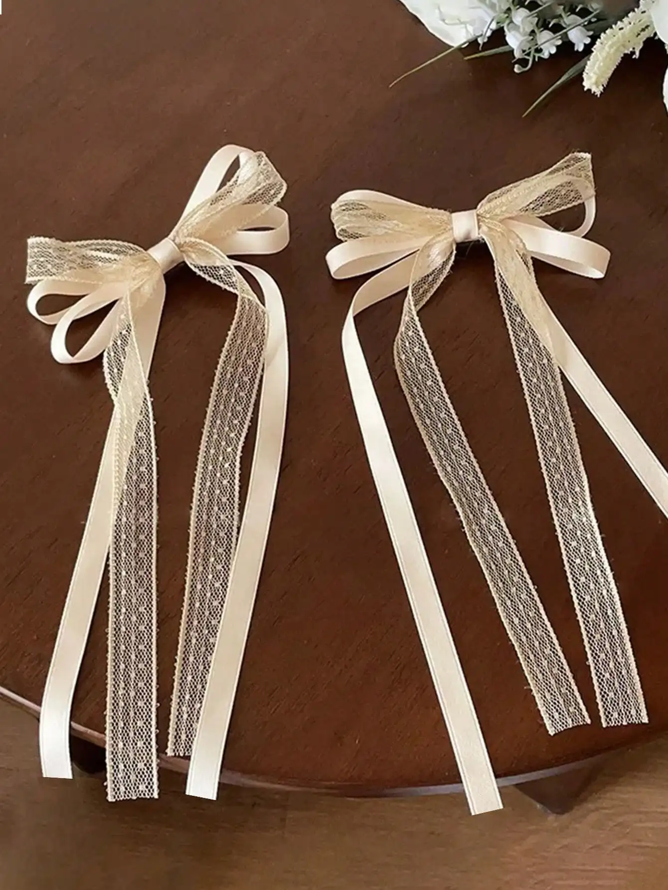 2pcs/Set Elegant Lace Satin Bow Hair Clips, Women's High-End Hair Accessories, Fashion Hair Clips With Satin Tails, Head Accessories, Hairpin
2pcs/Set Elegant Lace Satin Bow Hair Clips, Women's High-End Hair Accessories, Fashion Hair Clips With Satin Tails, Head Accessories, Hairpin