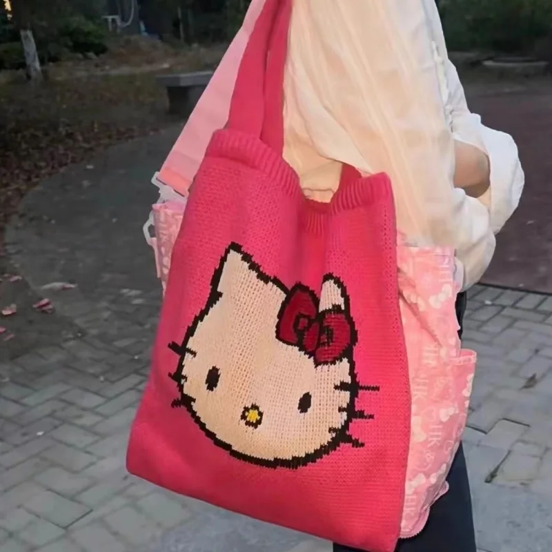 Новая сумка Kawaii Sanrio Hello Kitty Y2k, вязаная сумка-тоут, женская вязанная крючком шерстяная открытая сумка-шоппер, женская повседневная сумка на плечо
Новая сумка Kawaii Sanrio Hello Kitty Y2k, вязаная сумка-тоут, женская вязанная крючком шерстяная открытая сумка-шоппер, женская повседневная сумка на плечо