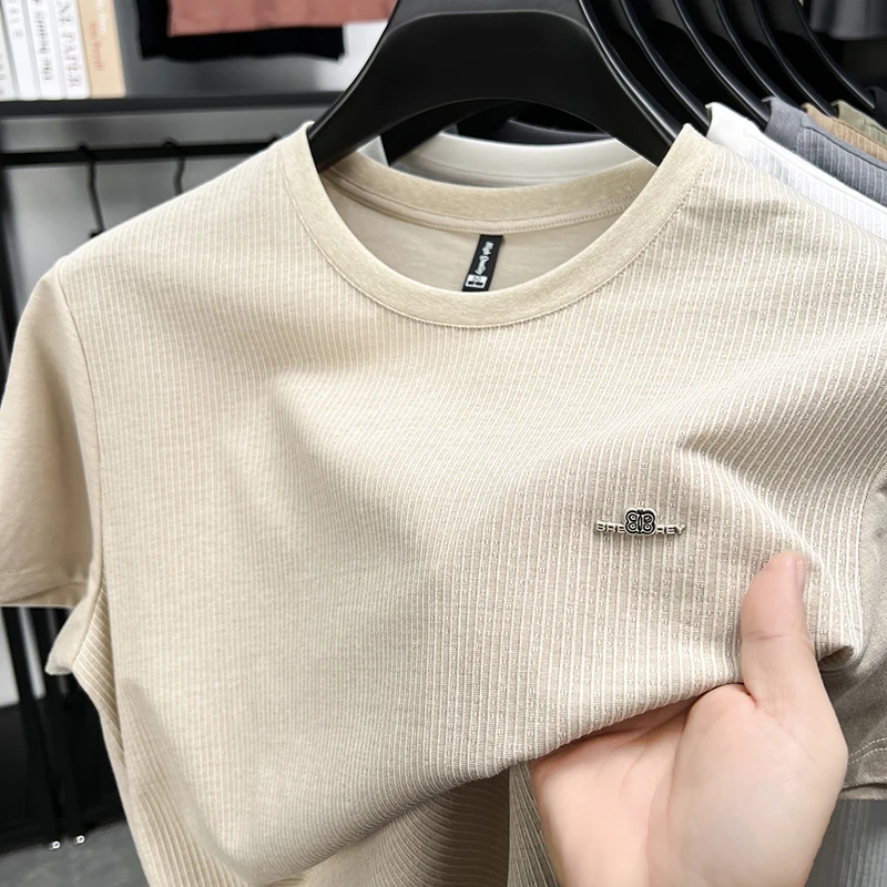 Breathable cotton short sleeve men's T-shirt 2025 summer fashion brand concave convex logo custom designer top casual cool silk
Breathable cotton short sleeve men's T-shirt 2025 summer fashion brand concave convex logo custom designer top casual cool silk