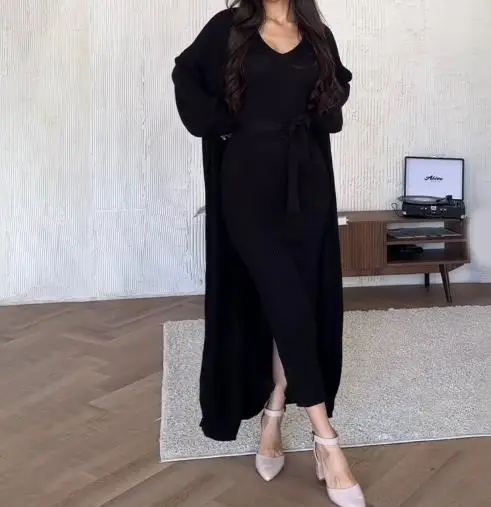 Women's Skirt Set 2025 Spring New Fashion Elegant Latest Women's Solid Color Knitted Waist Jacket Stylish Sweater Long Dress
Women's Skirt Set 2025 Spring New Fashion Elegant Latest Women's Solid Color Knitted Waist Jacket Stylish Sweater Long Dress