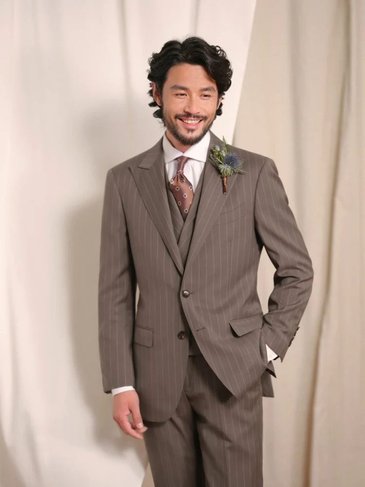 Cultum Men's Wedding Suit Set Australian Wool Half Linen Vertical Stripes Business Casual Standard Fit Wedding Gift Box
Cultum Men's Wedding Suit Set Australian Wool Half Linen Vertical Stripes Business Casual Standard Fit Wedding Gift Box