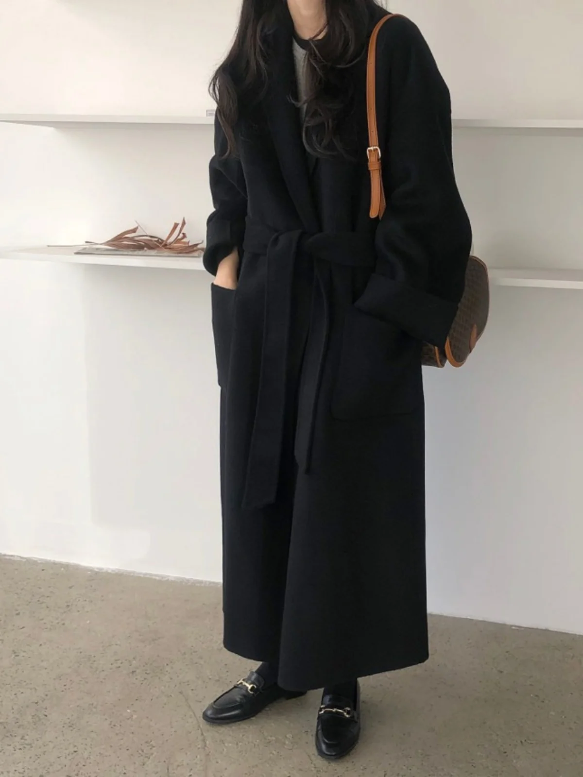 Khaki Woolen Coat Women's Chic Personali Autumn And Winter New Medium Length Waist Cinch Belted Tweed Coat Korean Sle Sli...
Khaki Woolen Coat Women's Chic Personali Autumn And Winter New Medium Length Waist Cinch Belted Tweed Coat Korean Sle Sli...