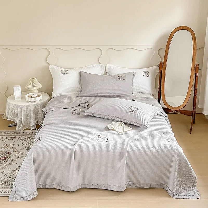 Basic 100% Cotton Quilt Set 3pcs, Applique Embroidery Bedspread, Solid Color Bedding Set Queen King Size (All Seasons) Coverlet
Basic 100% Cotton Quilt Set 3pcs, Applique Embroidery Bedspread, Solid Color Bedding Set Queen King Size (All Seasons) Coverlet