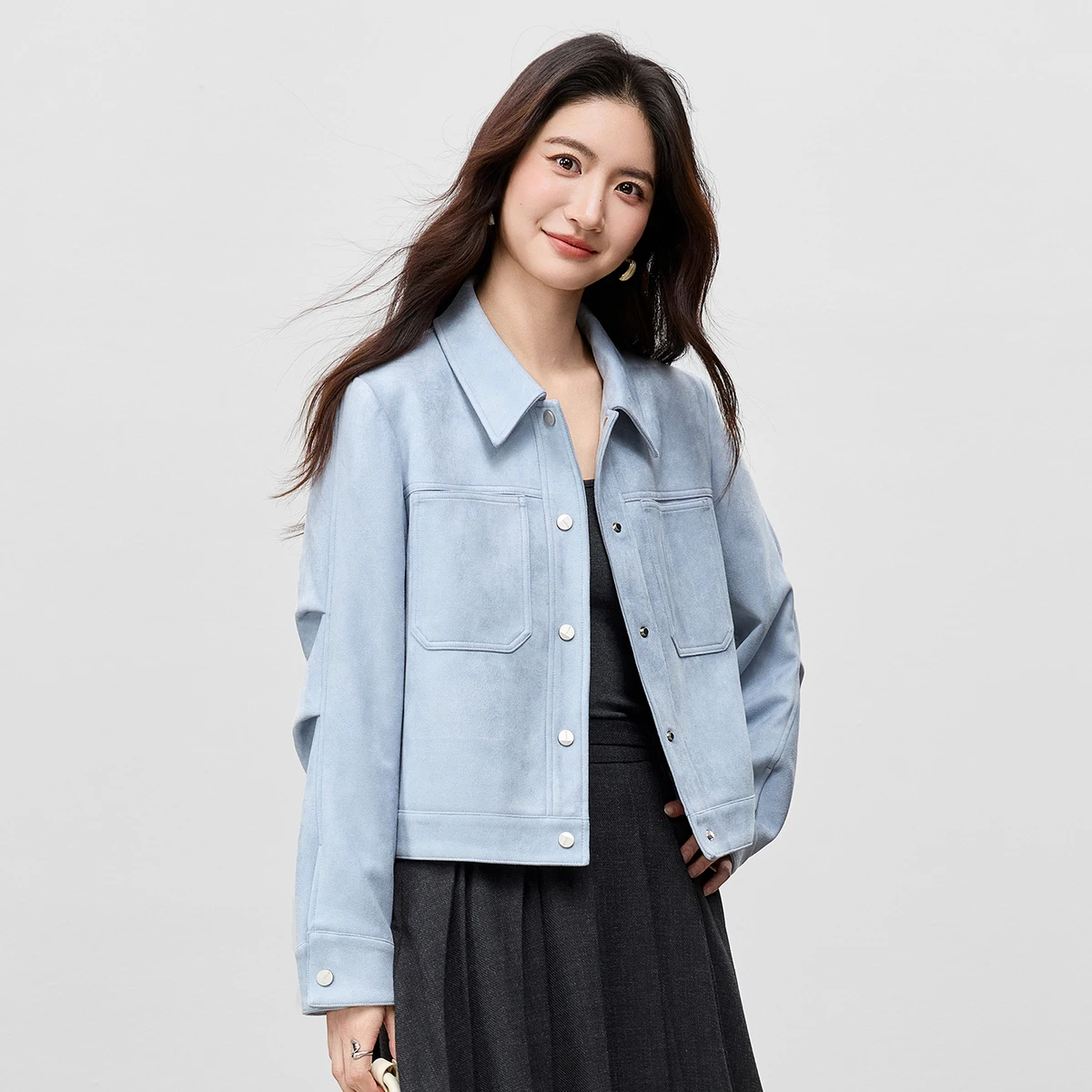 SENTUBILA Women's Suede Jackets Office Work Lapel Loose Fit Short Jacket Casual Winter 2025 Long Sleeve Lady Coats 153WB2594
SENTUBILA Women's Suede Jackets Office Work Lapel Loose Fit Short Jacket Casual Winter 2025 Long Sleeve Lady Coats 153WB2594