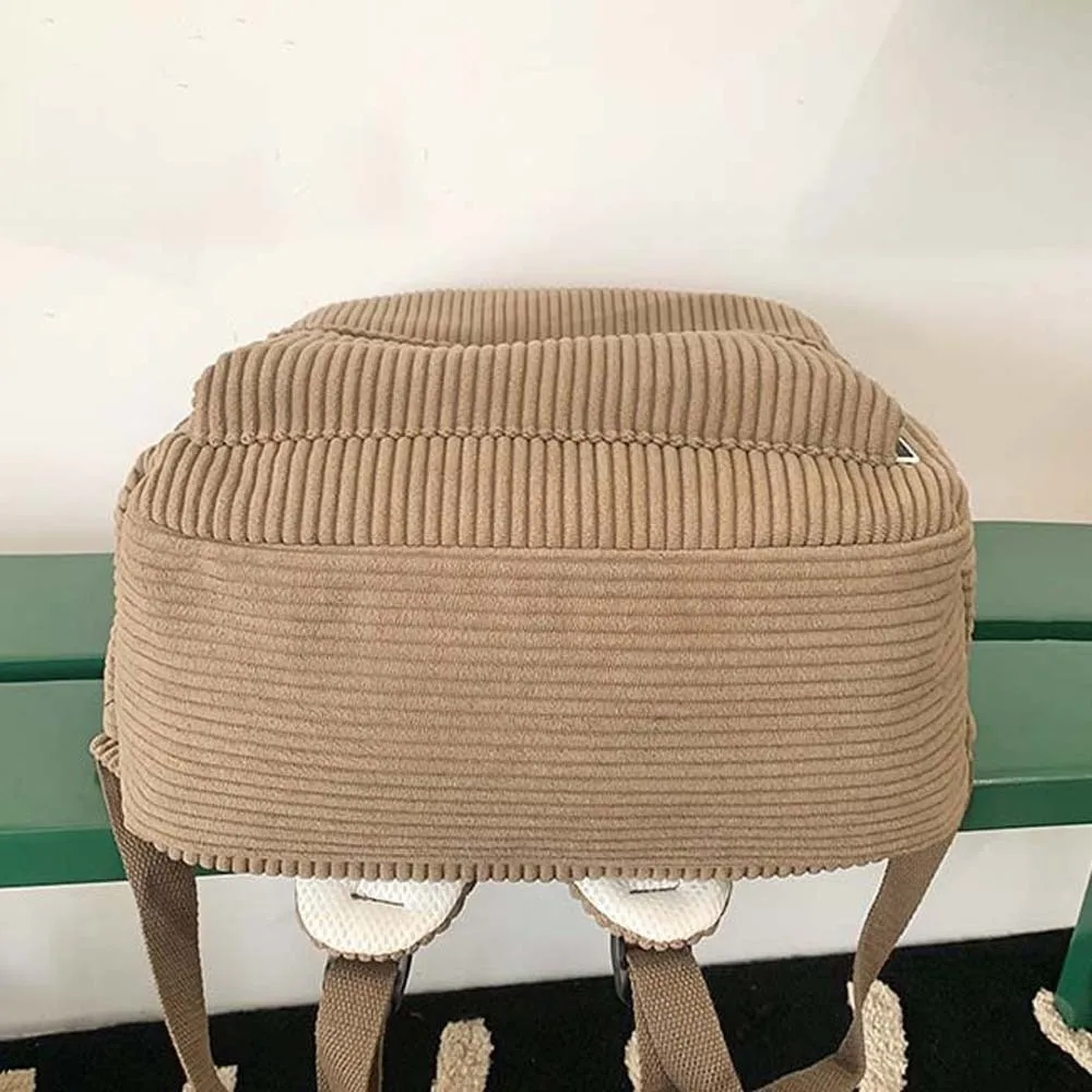 Lightweight Corduroy Backpack Large Capacity Japanese Style Solid Color School Bag Portable Adjustable Casual Students Daypack
Lightweight Corduroy Backpack Large Capacity Japanese Style Solid Color School Bag Portable Adjustable Casual Students Daypack