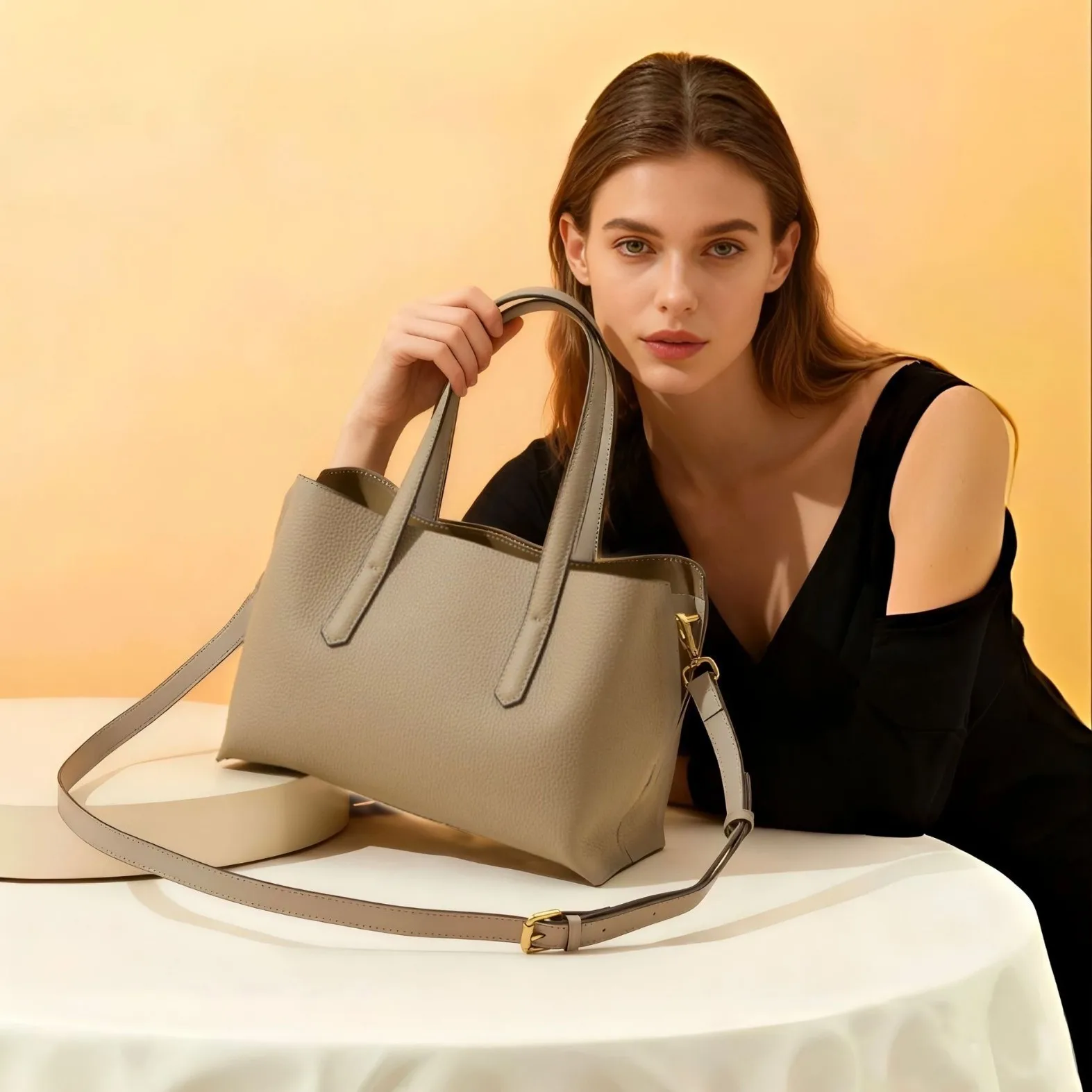 Genuine Leather Women's shoulder bag retro Ladies' handbag Crossbody Bag Fashion cowhide tote bag for Commuting
Genuine Leather Women's shoulder bag retro Ladies' handbag Crossbody Bag Fashion cowhide tote bag for Commuting