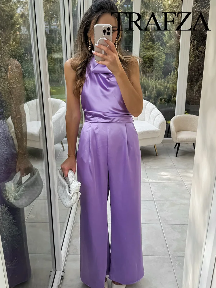 TRAFZA Women's Summer New Silk Satin Textured Halter Neck Sleeveless Jumpsuit Female Sexy Zipper Backless Fold Wide Leg Jumpsuit
TRAFZA Women's Summer New Silk Satin Textured Halter Neck Sleeveless Jumpsuit Female Sexy Zipper Backless Fold Wide Leg Jumpsuit
