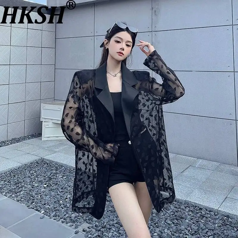 HKSH Women Thin Blazer Dark Style Jacquard Patchwork Dot Sheer Elegant Fashion Padded Shoulder Loose Chic Long Suit-Coat HK25468
HKSH Women Thin Blazer Dark Style Jacquard Patchwork Dot Sheer Elegant Fashion Padded Shoulder Loose Chic Long Suit-Coat HK25468