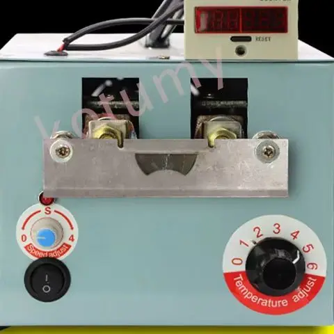 9DQ-4 Poultry Beak Cutting Machine Electric Debeaker Mouth Cutter Removing Device Automatic Chicken Chick Farm Equipment Tool
9DQ-4 Poultry Beak Cutting Machine Electric Debeaker Mouth Cutter Removing Device Automatic Chicken Chick Farm Equipment Tool