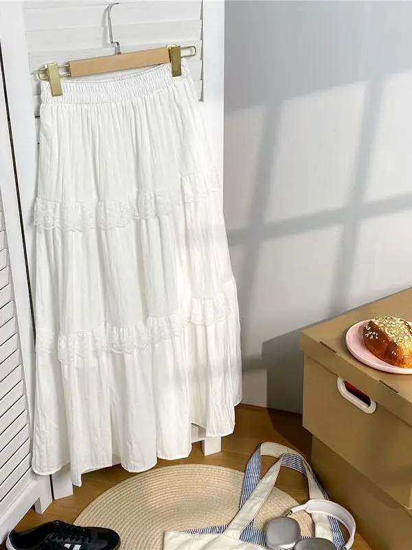 New 2026 Heavy Embroidery Lace Trim Splicing Half Skirt Thin High Waist Casual Slim A-Line Skirt Women's Summer Fashion
New 2026 Heavy Embroidery Lace Trim Splicing Half Skirt Thin High Waist Casual Slim A-Line Skirt Women's Summer Fashion