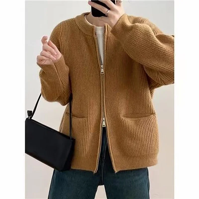 Fashion Spliced Pockets Zipper Casual Cardigan Sweaters Women's Clothing 2023 Autumn Winter Solid Color All-match Korean Tops
Fashion Spliced Pockets Zipper Casual Cardigan Sweaters Women's Clothing 2023 Autumn Winter Solid Color All-match Korean Tops