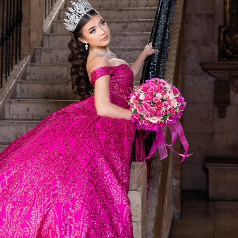 Customized Shiny Rose Red Quinceanera Dresses Off the Shoulder crystal sequin applique Long tail Bow Vestido 15 Quinceanera
Customized Shiny Rose Red Quinceanera Dresses Off the Shoulder crystal sequin applique Long tail Bow Vestido 15 Quinceanera