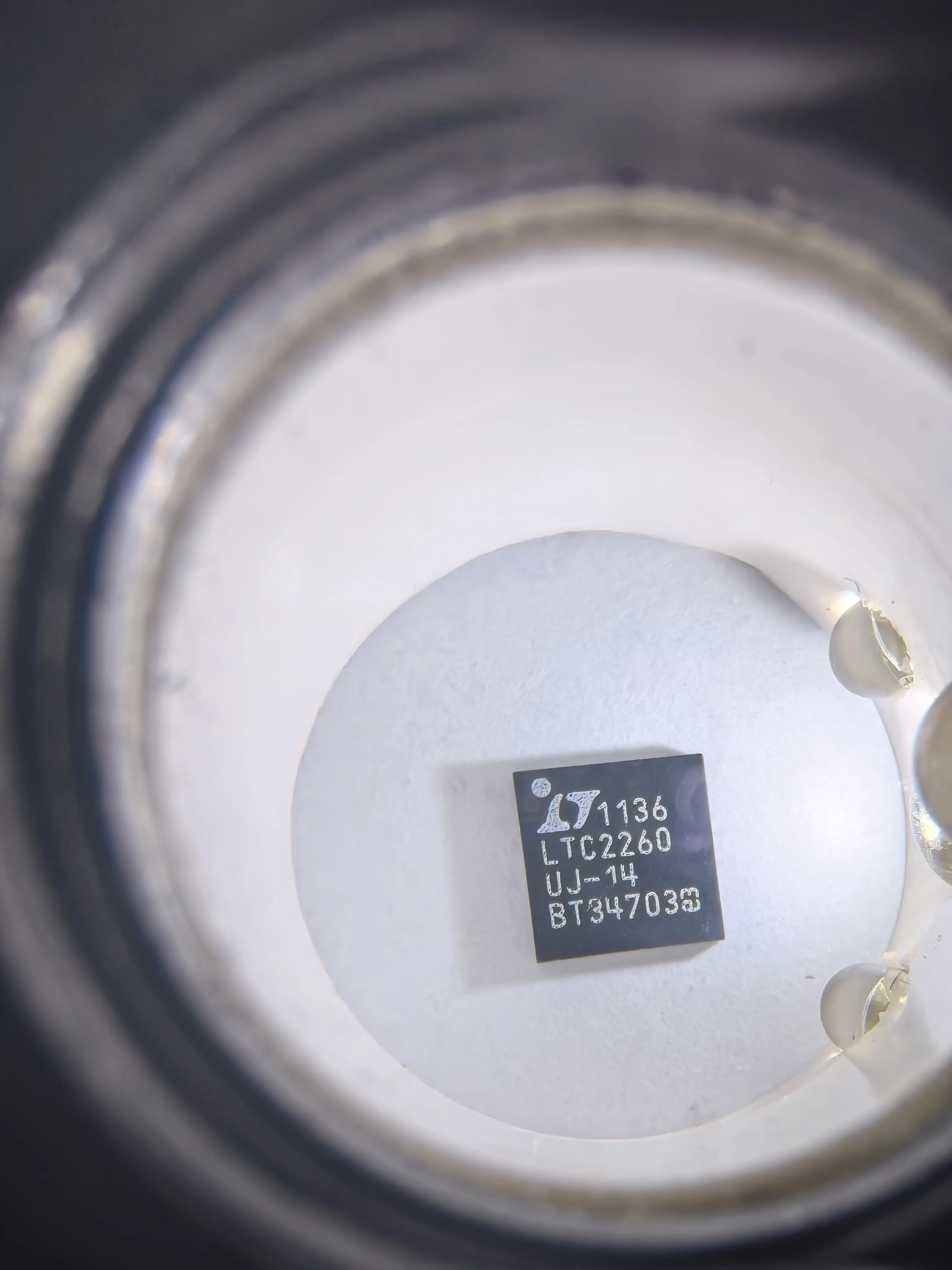 LTC2260CUJ-14 LTC2260IUJ-14 LTC2260 — преобразователи аналогово-цифровых сигналов (АЦП) с ультранизким энергопотреблением 105 Мс/с, 1,8 В
LTC2260CUJ-14 LTC2260IUJ-14 LTC2260 — преобразователи аналогово-цифровых сигналов (АЦП) с ультранизким энергопотреблением 105 Мс/с, 1,8 В