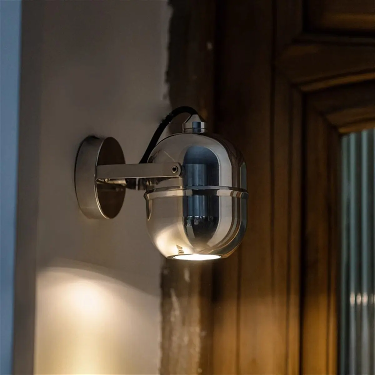 Wall Light Chrome Metal Warm Light 3000K Rotatable Bedroom Reading Restaurant Aisle Sconce Lamp B
Wall Light Chrome Metal Warm Light 3000K Rotatable Bedroom Reading Restaurant Aisle Sconce Lamp B