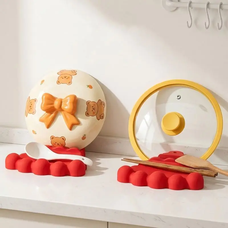 Silicone Kitchen Pot Cover Rack Placer - Countertop Heat Insulation Pad Multi-functional Storage Solution for Cooking Accessorie
Silicone Kitchen Pot Cover Rack Placer - Countertop Heat Insulation Pad Multi-functional Storage Solution for Cooking Accessorie