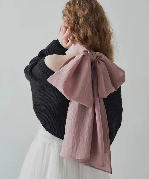 The finishing touch of niche scarves, extra long ribbon waistbands, women's skirts, multifunctional scarves
The finishing touch of niche scarves, extra long ribbon waistbands, women's skirts, multifunctional scarves