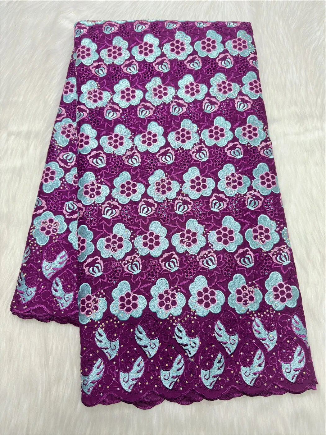 Luxury Swiss Voile Embroidered Lace Fabric High Quality African 100% Cotton Lace Fabric With Stones For Wedding 5Yards 23A167
Luxury Swiss Voile Embroidered Lace Fabric High Quality African 100% Cotton Lace Fabric With Stones For Wedding 5Yards 23A167