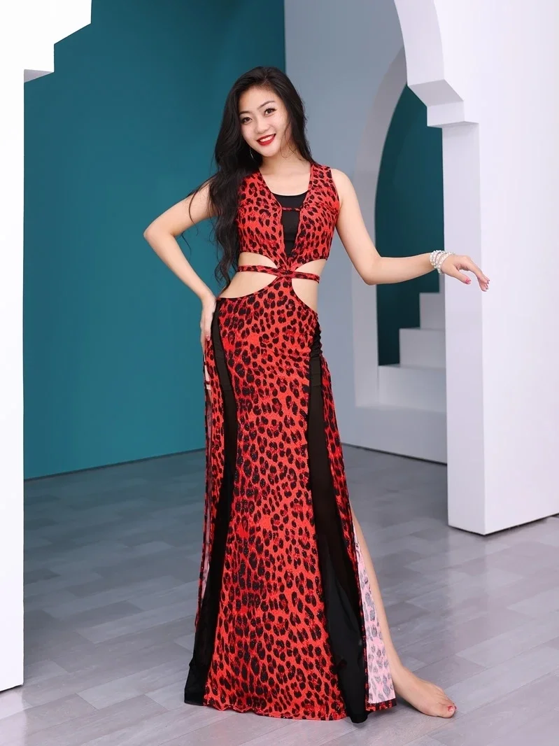Belly Dance 2024 New Set Practice Clothing Female Beginners Performance Oriental Dance Dress Sexy Leopard Pattern
Belly Dance 2024 New Set Practice Clothing Female Beginners Performance Oriental Dance Dress Sexy Leopard Pattern