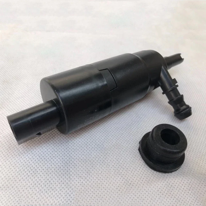 Новый насос омывателя фар для BMW E46 E65 E66 E90 E60 X1 X3 X5 Z4 E87 E92 67128362157 , 67126973097 , 67 12 8 377 613
Новый насос омывателя фар для BMW E46 E65 E66 E90 E60 X1 X3 X5 Z4 E87 E92 67128362157 , 67126973097 , 67 12 8 377 613