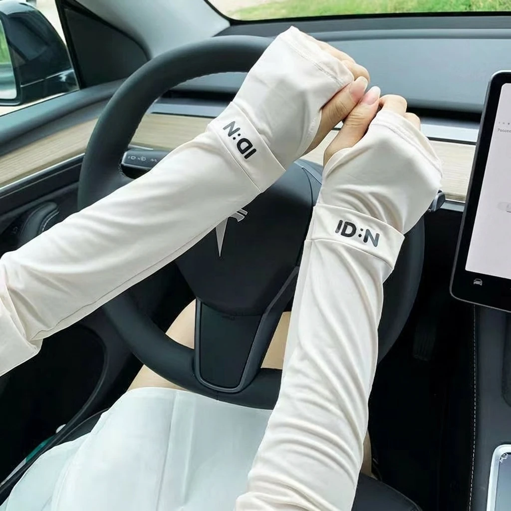 Unisex Ice Silk Sun Protections Arm Sleeves UPF50+ UV Protections with Mosquito-Repellent for Summer Outdoor Activities
Unisex Ice Silk Sun Protections Arm Sleeves UPF50+ UV Protections with Mosquito-Repellent for Summer Outdoor Activities