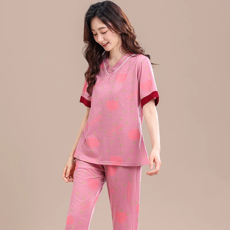 2023 New Spring Summer Women V-Neck Pajamas Set Flower Pure Color Leisure Nightwear Short Sleeves Long Pants Sleepwear XXXXL
2023 New Spring Summer Women V-Neck Pajamas Set Flower Pure Color Leisure Nightwear Short Sleeves Long Pants Sleepwear XXXXL