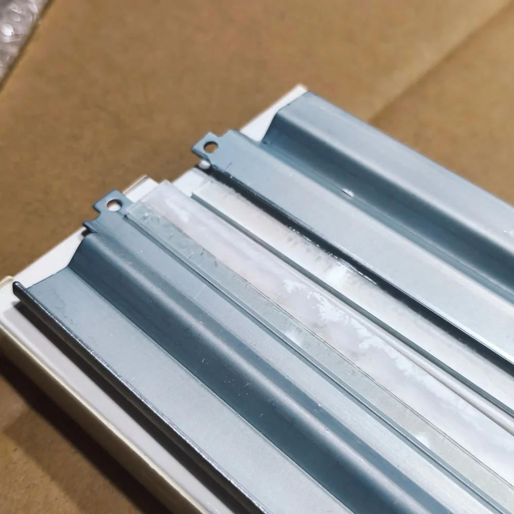 4 шт. W1120A W1132 лезвие для чистки барабана для HP 150a 150w 150nw MFP 178nw 179fnw
4 шт. W1120A W1132 лезвие для чистки барабана для HP 150a 150w 150nw MFP 178nw 179fnw