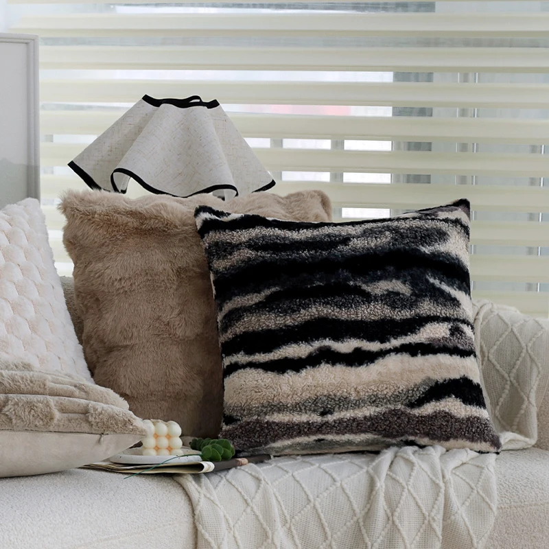 Gray Plush Cushion Cover Gradient 45x45cm Super Soft Decorative Imitation Rabbit Fur Pillow Cover For Home Use Sofa Living Room
Gray Plush Cushion Cover Gradient 45x45cm Super Soft Decorative Imitation Rabbit Fur Pillow Cover For Home Use Sofa Living Room