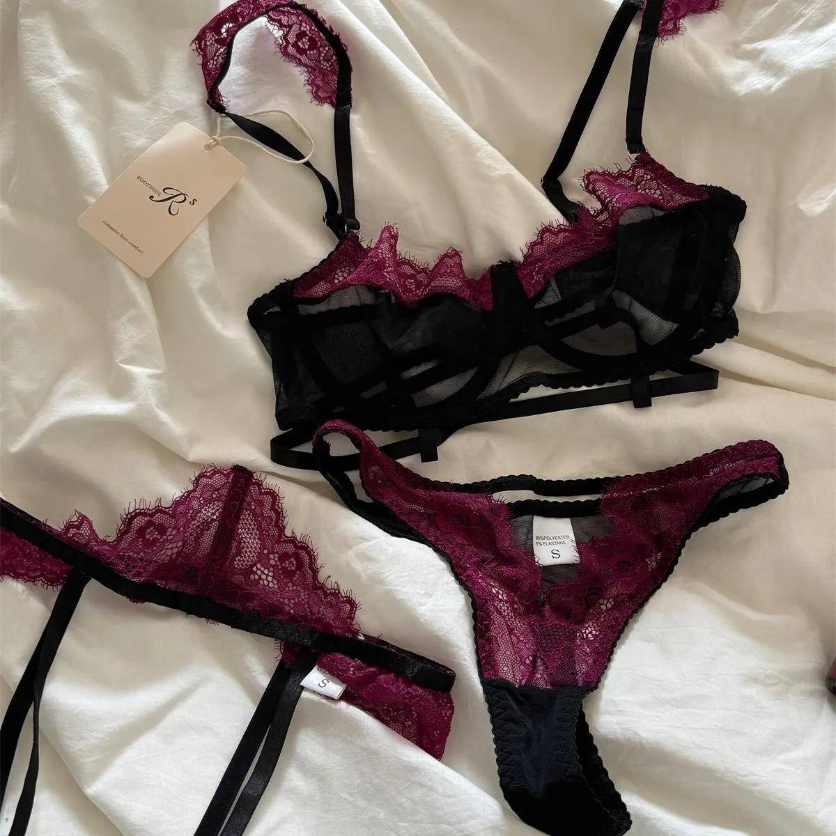 Sexy Thin Lace Sexy Three Piece Silk French Bra Set New Product Adjusted Breastfeeding Collection Top Stand
Sexy Thin Lace Sexy Three Piece Silk French Bra Set New Product Adjusted Breastfeeding Collection Top Stand