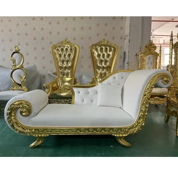 Outdoor indoor gold upholstered classic chaise lounge loveseat comfortable royal throne sofa recliners leather queen throne sofa
Outdoor indoor gold upholstered classic chaise lounge loveseat comfortable royal throne sofa recliners leather queen throne sofa