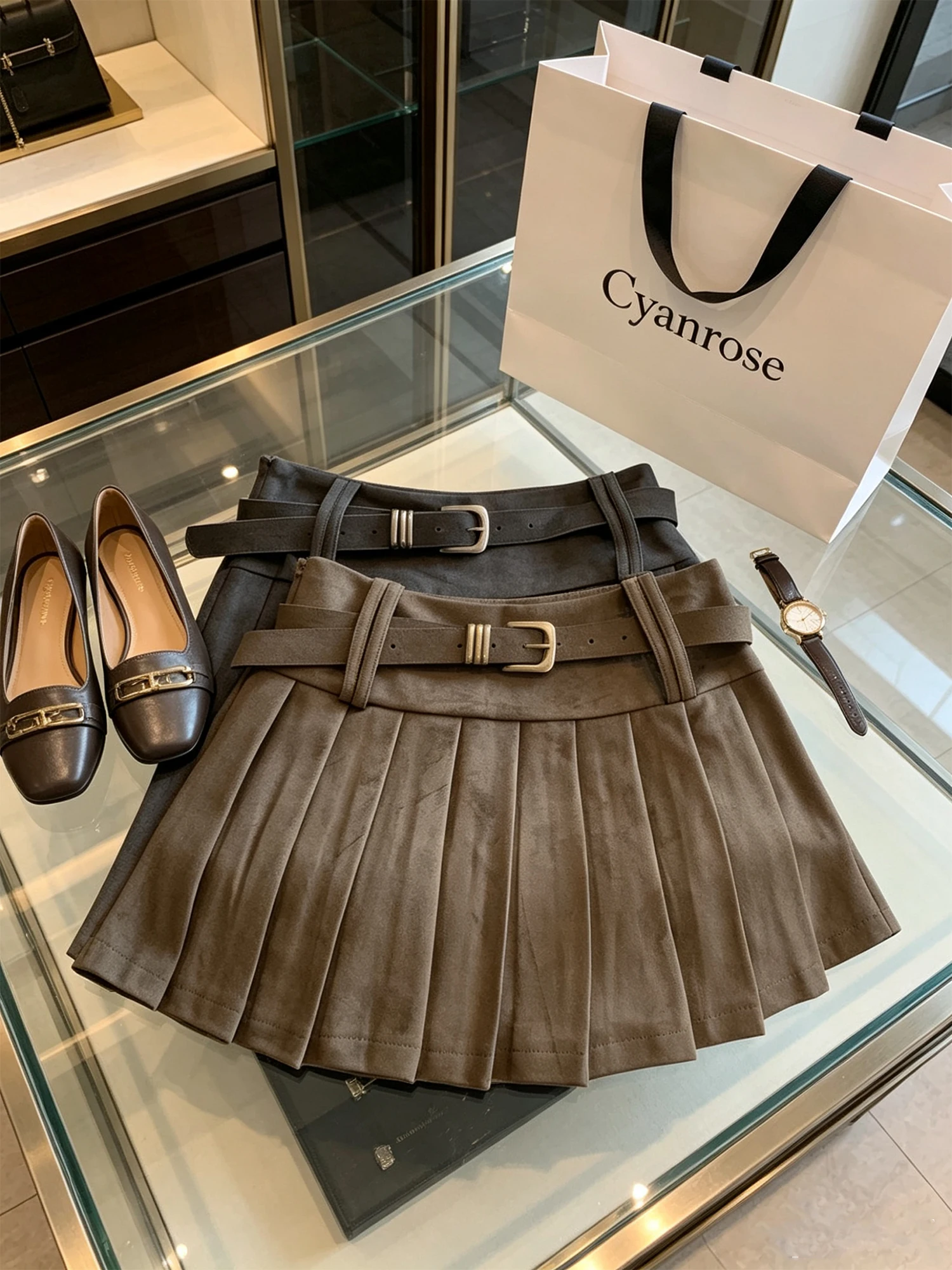 Women Brown Suede Pleated Skirt Vintage Stylish Y2K Gyaru Short Skirt Korean Style Retro A-line Mini Skirt for Women Summer 2026
Women Brown Suede Pleated Skirt Vintage Stylish Y2K Gyaru Short Skirt Korean Style Retro A-line Mini Skirt for Women Summer 2026