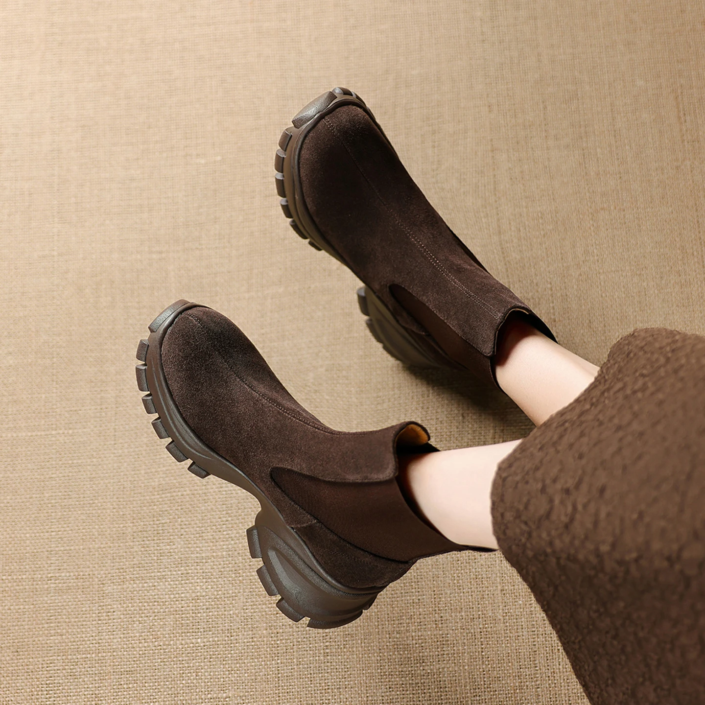 2026 new autumn winter women ankle boots natural leather plus size 22-25cm cow suede round toe thick heel chelsea boots fashion
2026 new autumn winter women ankle boots natural leather plus size 22-25cm cow suede round toe thick heel chelsea boots fashion
