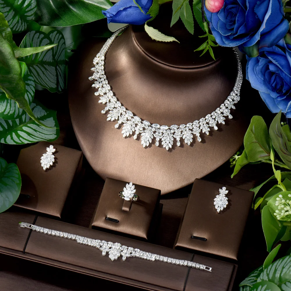HIBRIDE AAA Gorgeous Jewellery Set Maple Leaf Design Cubic Zirconia Necklace Earrings Bridal Wedding Party Accessories S-76
HIBRIDE AAA Gorgeous Jewellery Set Maple Leaf Design Cubic Zirconia Necklace Earrings Bridal Wedding Party Accessories S-76