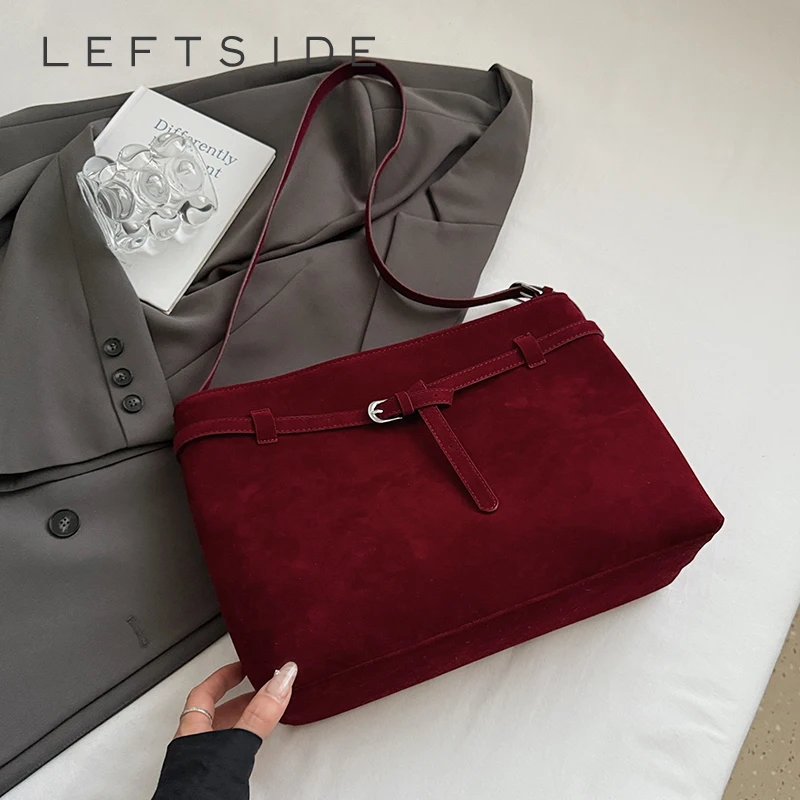 LEFTSIDE Luxury Faux Suede Underarm Bag 2025 Winter Casual New Designer Shoulder Bag Women Crossbody Bag Handbags and Purses
LEFTSIDE Luxury Faux Suede Underarm Bag 2025 Winter Casual New Designer Shoulder Bag Women Crossbody Bag Handbags and Purses