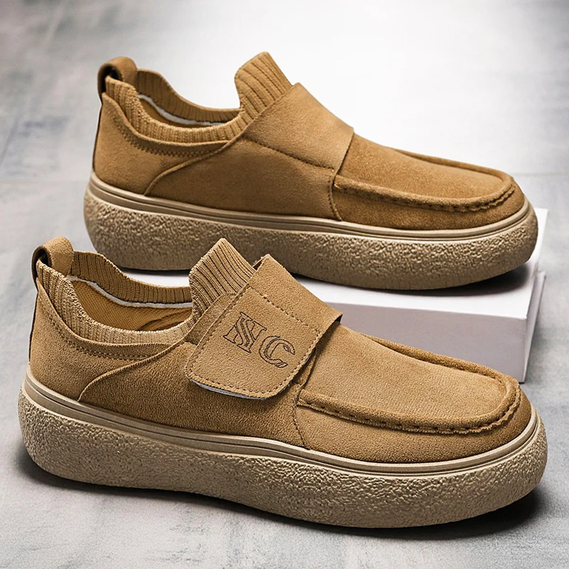 Мужская повседневная обувь, замшевая рабочая обувь, мужские кроссовки на плоской подошве со шнуровкой, осенние легкие дышащие прогулочные туфли на мягкой подошве
Мужская повседневная обувь, замшевая рабочая обувь, мужские кроссовки на плоской подошве со шнуровкой, осенние легкие дышащие прогулочные туфли на мягкой подошве