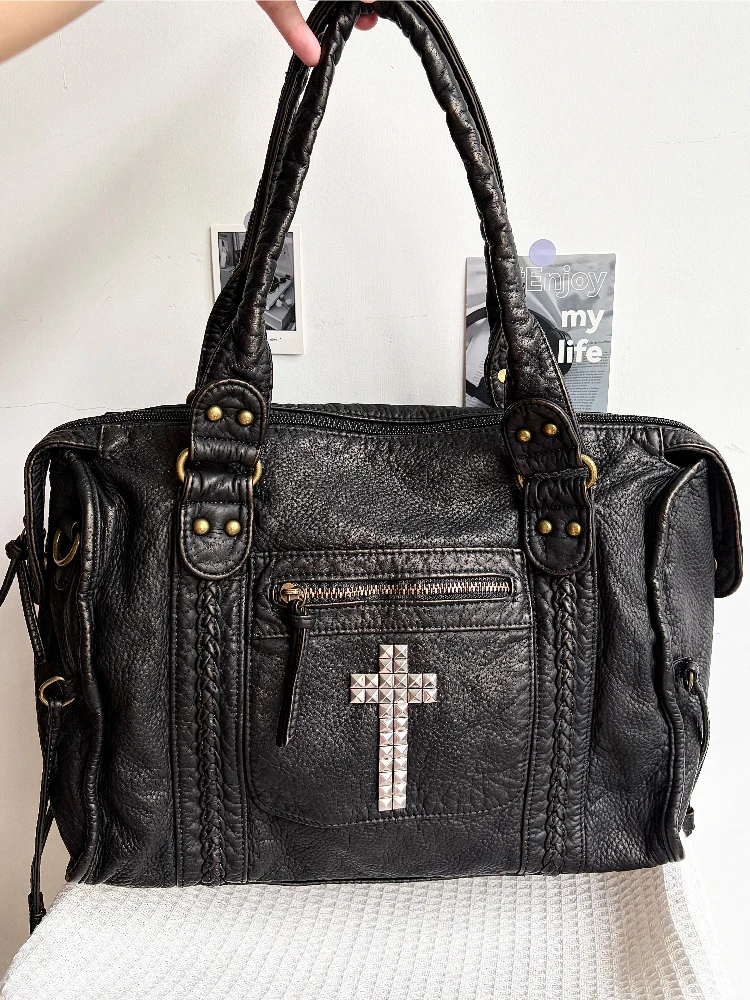 Original Hot Girl Vintage Shoulder Bags Y2K Punk Crossbody Bags Large Capacity Y2K Tote Bag
Original Hot Girl Vintage Shoulder Bags Y2K Punk Crossbody Bags Large Capacity Y2K Tote Bag