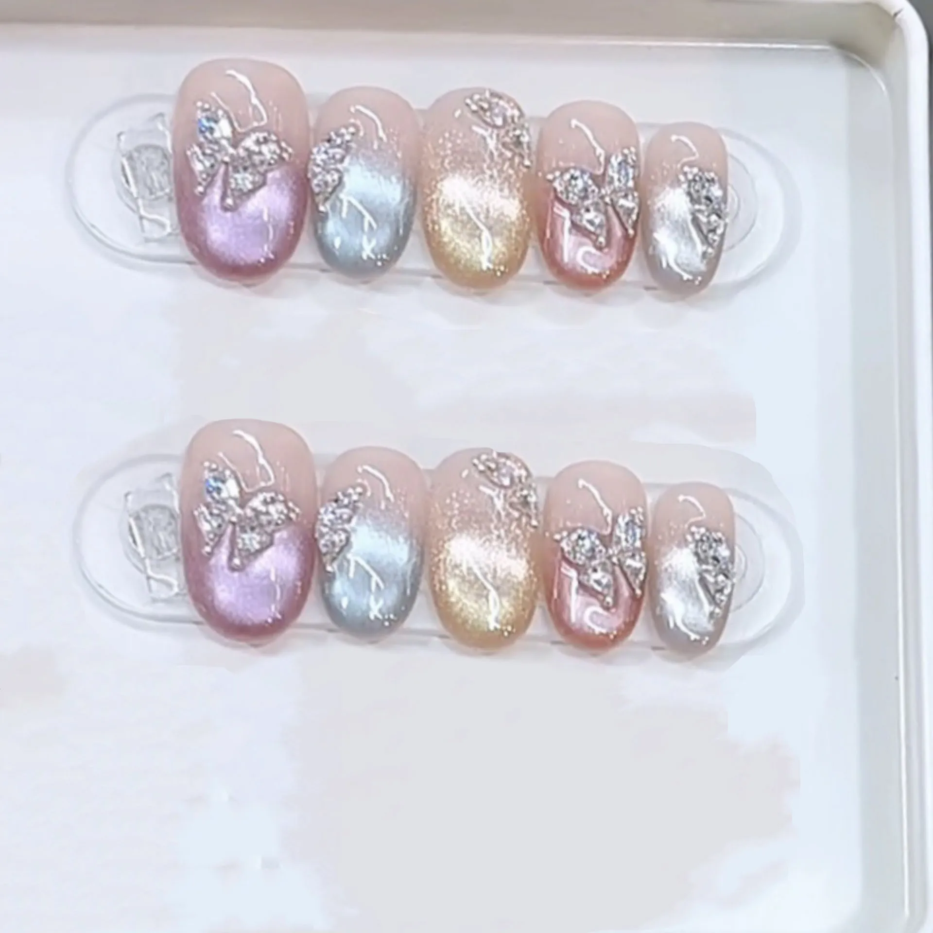 10pcs Handmade Colorful Cat's Eye Fake Nails Tips French Short Oval Press on Nails Art with Butterfly Diamond Design False Nail
10pcs Handmade Colorful Cat's Eye Fake Nails Tips French Short Oval Press on Nails Art with Butterfly Diamond Design False Nail