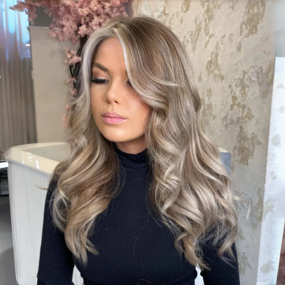 Волнистые парики с омбре и светлыми прядями для женщин, с натуральной линией роста волос, термостойкие, с эффектом предварительной прически, из термостойкого волокна.
Волнистые парики с омбре и светлыми прядями для женщин, с натуральной линией роста волос, термостойкие, с эффектом предварительной прически, из термостойкого волокна.