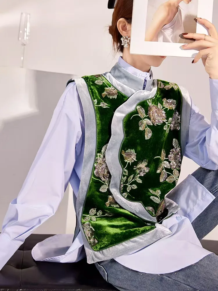 Hanfu style new Chinese style vest, complex craftsmanship, comfortable silk jacquard embroidery craft vest, women's Hanfu vest
Hanfu style new Chinese style vest, complex craftsmanship, comfortable silk jacquard embroidery craft vest, women's Hanfu vest