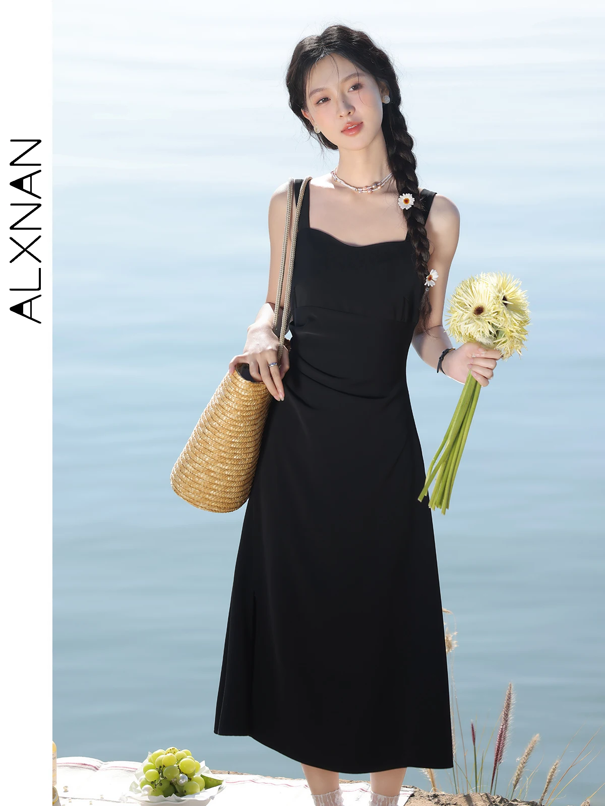 ALXNAN Black Dress Women Spring 2025 New Fashion Elegant Temperament Long Suspender Skirt Square Collar Waist Slim Dress L52860
ALXNAN Black Dress Women Spring 2025 New Fashion Elegant Temperament Long Suspender Skirt Square Collar Waist Slim Dress L52860