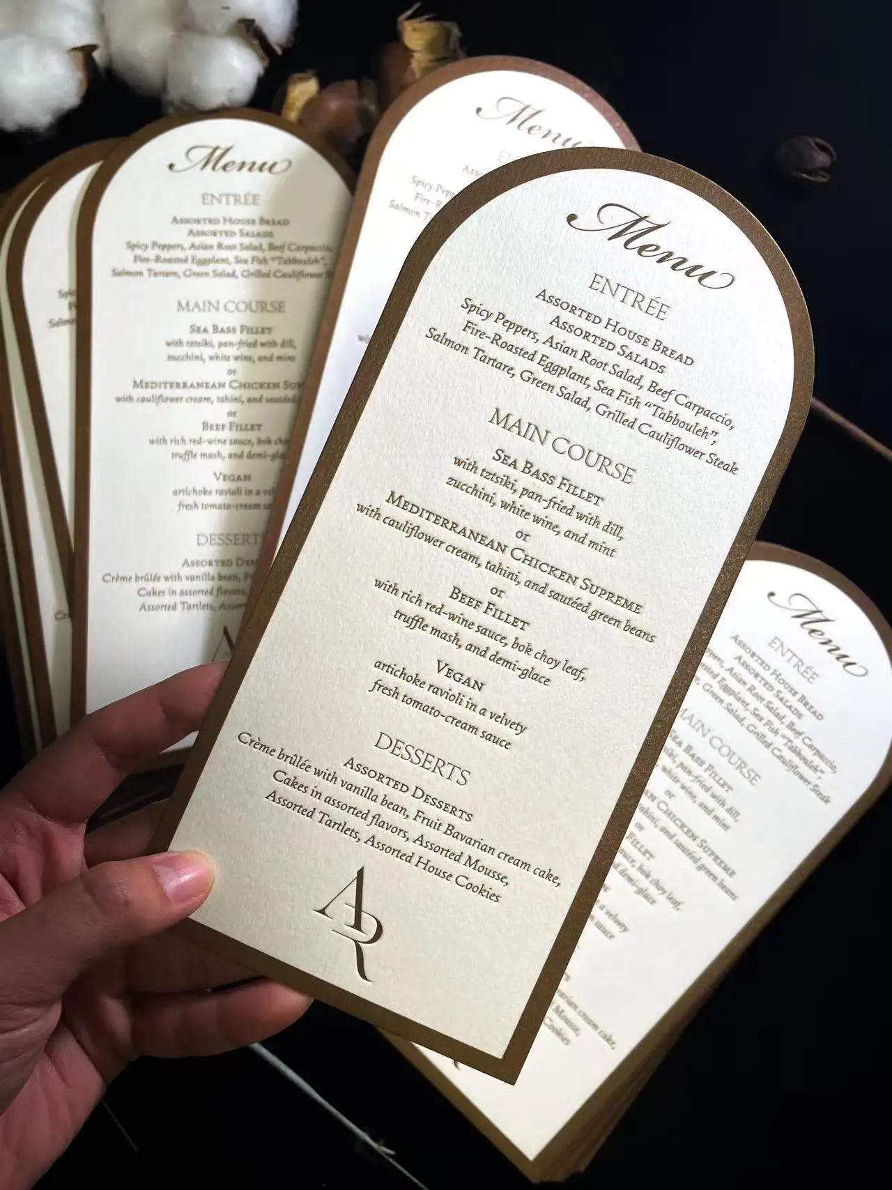 Custom Elegant Arch Wedding Menu Cards Luxury Embossed Dinner Party Table Decor Personalized Gold Border Menu Card
Custom Elegant Arch Wedding Menu Cards Luxury Embossed Dinner Party Table Decor Personalized Gold Border Menu Card