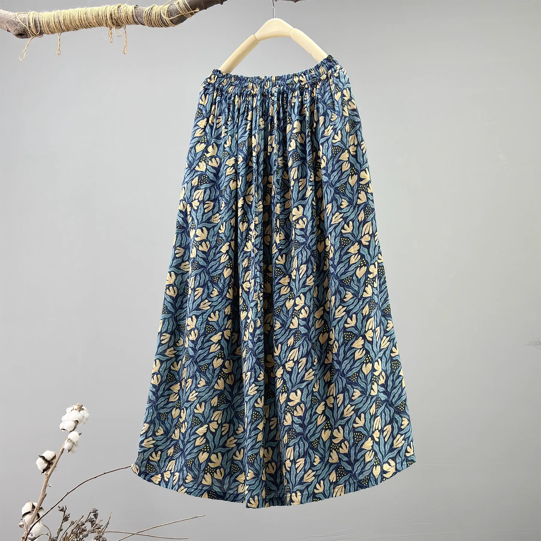 Summer women's clothing 2025 cotton elastic waist leaves flower print maxi skirts for women vintage long skirt
Summer women's clothing 2025 cotton elastic waist leaves flower print maxi skirts for women vintage long skirt